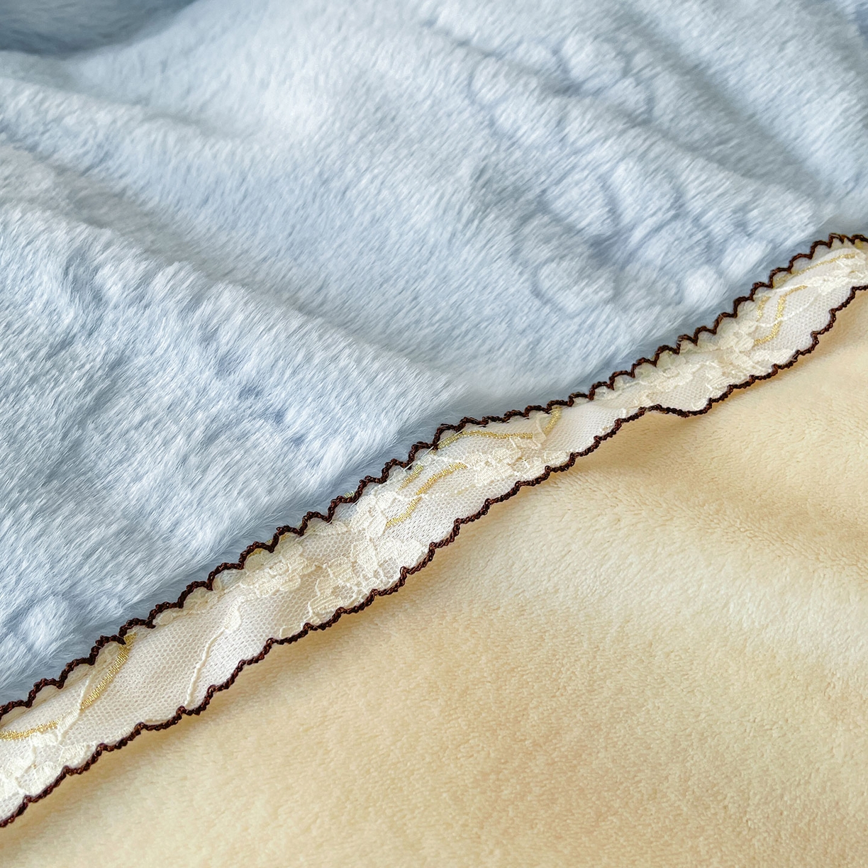 91家纺网 家纺一手货源 找家纺 眠势力 2025新款兔毛绒雕花被套冬季兔兔绒加绒保暖被罩 若溪-霜兰