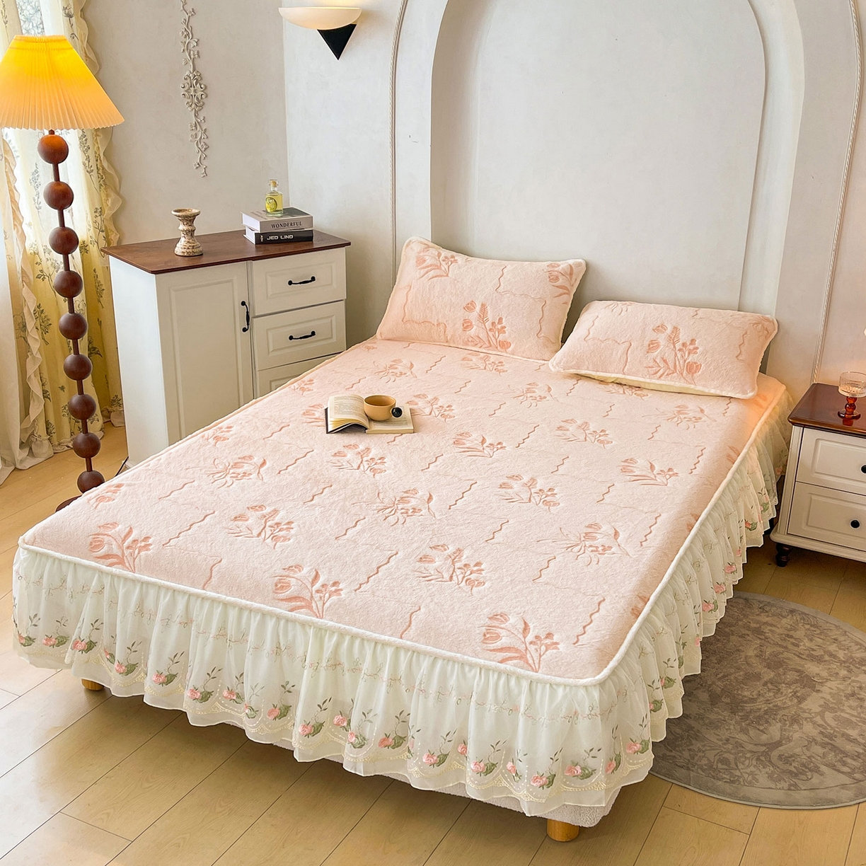 91家纺网 家纺一手货源 找家纺 眠势力 2025新款兔毛绒雕花枕套冬季兔兔绒加绒枕头套-拉链款 繁花-沁粉