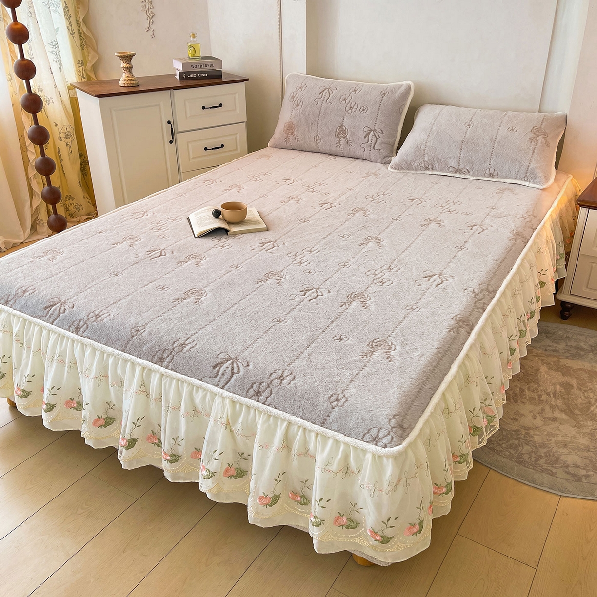 91家纺网 家纺一手货源 找家纺 眠势力 2025新款兔毛绒雕花枕套冬季兔兔绒加绒枕头套-拉链款 若溪-灰紫