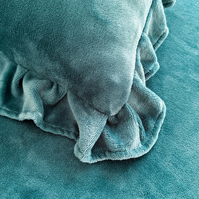 91家纺网 家纺一手货源 找家纺 优家居 2025秋冬高克重牛奶绒床裙纯色蕾丝边花边刺绣法式公主风床罩床盖 灰湖绿