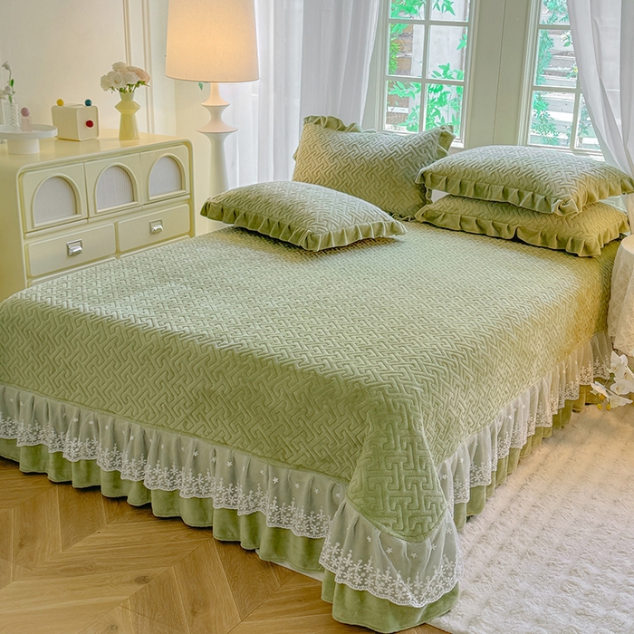 91家纺网 家纺一手货源 找家纺 （总）优家居 2025秋冬高克重牛奶绒夹棉床盖四件套纯色蕾丝边花边刺绣法式公主风床裙款被套床罩夹棉床裙