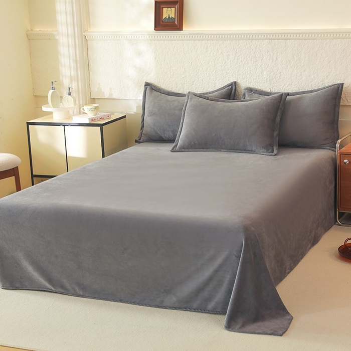 91家纺网 家纺一手货源 找家纺 （总）优家居 2025秋冬高克重牛奶绒四件套纯色简约日式风床单款被套