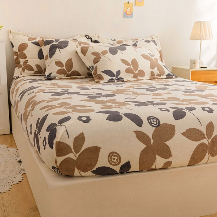 91家纺网 家纺一手货源 找家纺 金盛纺 2025新款高克重牛奶绒印花系列单床笠(可定制) 落叶