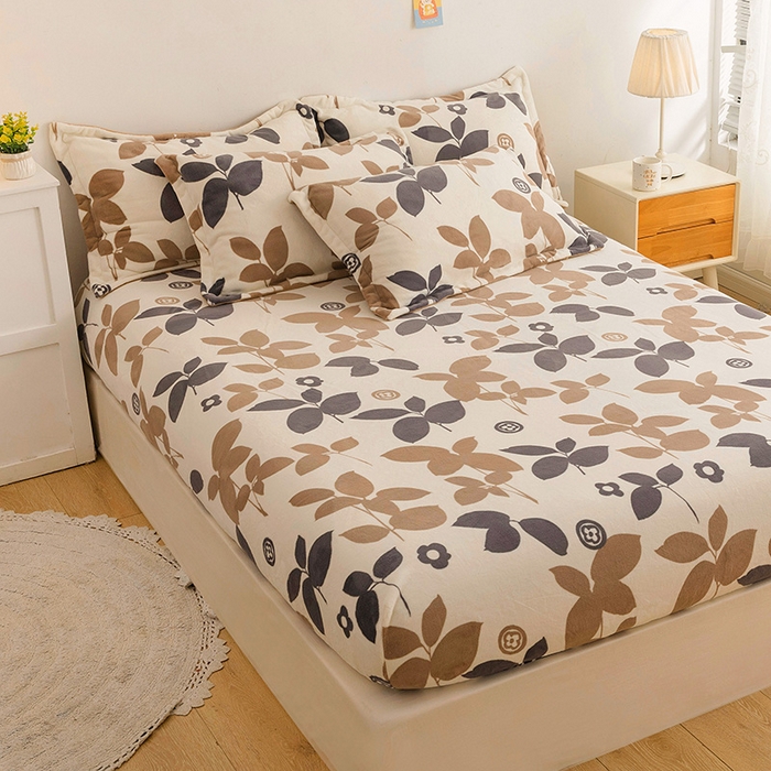 91家纺网 家纺一手货源 找家纺 金盛纺 2025新款高克重牛奶绒印花系列单床笠(可定制) 落叶