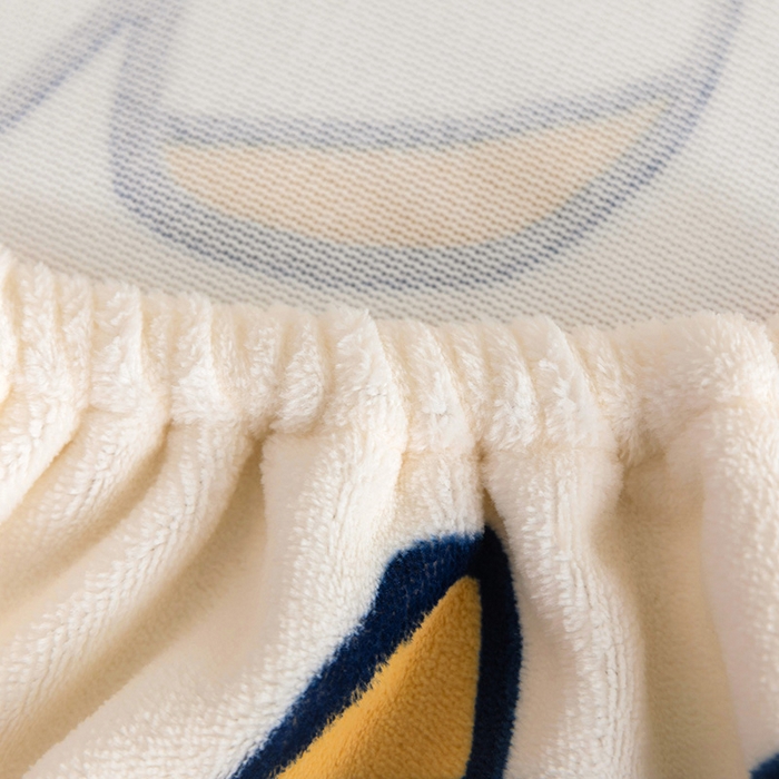 91家纺网 家纺一手货源 找家纺 金盛纺 2025新款高克重牛奶绒印花系列单床笠(可定制) 宇航员