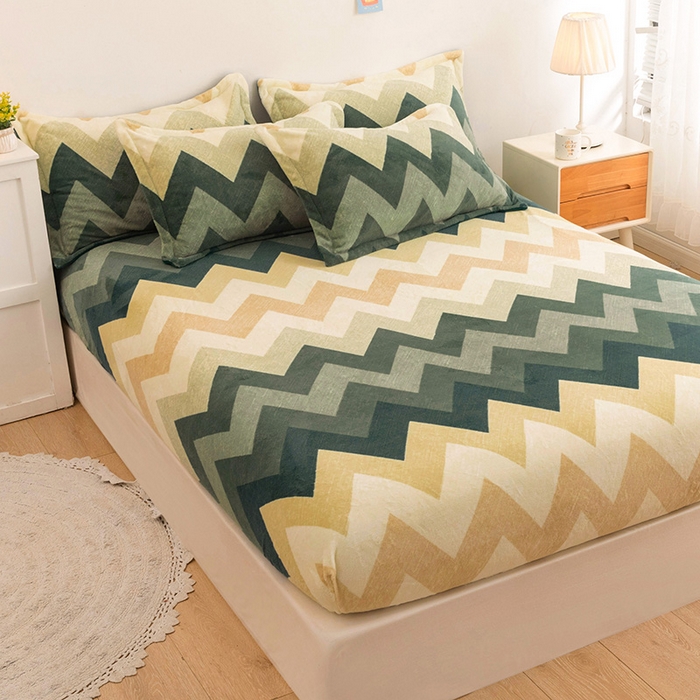 91家纺网 家纺一手货源 找家纺 金盛纺 2025新款高克重牛奶绒印花系列单床笠(可定制) 梦境（绿）