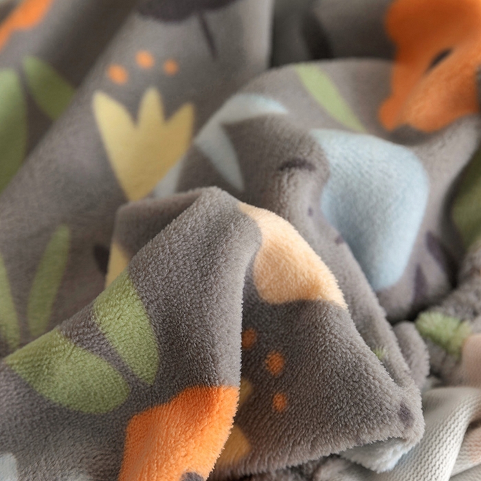 91家纺网 家纺一手货源 找家纺 金盛纺 2025新款高克重牛奶绒印花系列单床笠(可定制) 繁花（灰）