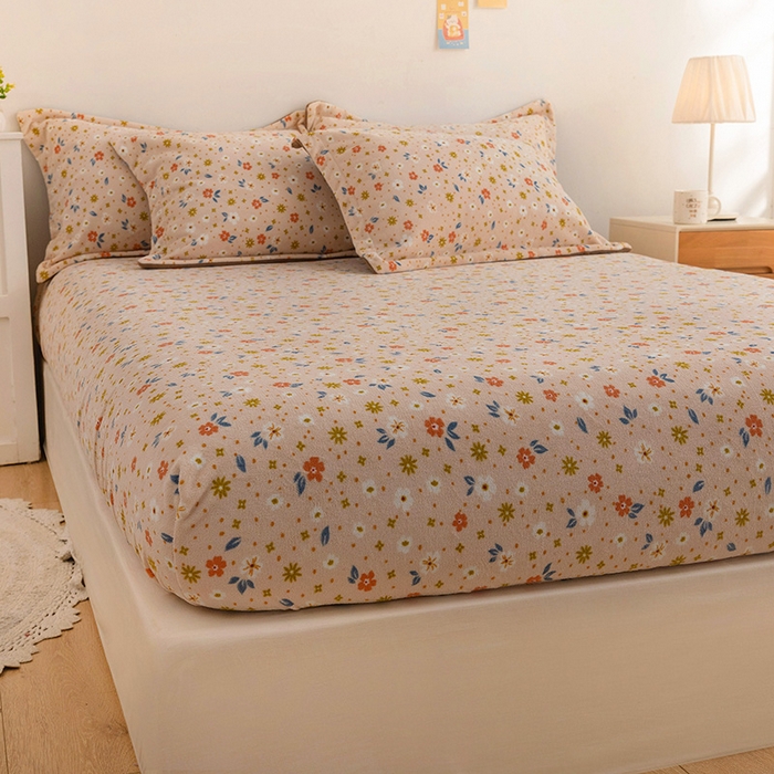 91家纺网 家纺一手货源 找家纺 金盛纺 2025新款高克重牛奶绒印花系列单床笠(可定制) 亦欢（粉）