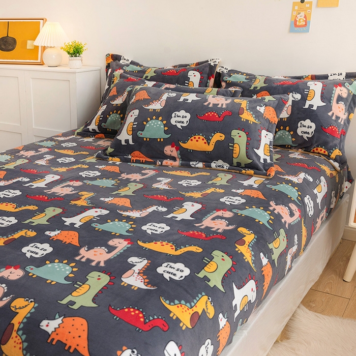 91家纺网 家纺一手货源 找家纺 金盛纺 2025新款高克重牛奶绒印花系列单床笠(可定制) 恐龙王国