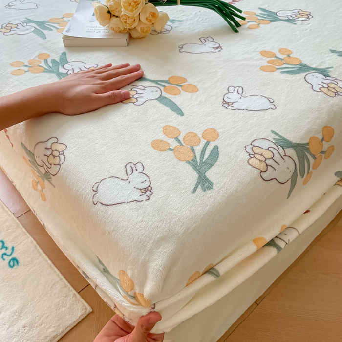 91家纺网 家纺一手货源 找家纺 金盛纺 2025新款高克重牛奶绒印花系列单床笠(可定制) 星光游乐园