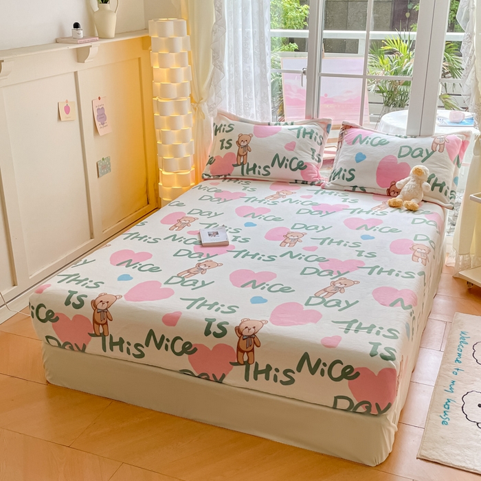 91家纺网 家纺一手货源 找家纺 金盛纺 2025新款高克重牛奶绒印花系列单床笠(可定制) 粉红桃心