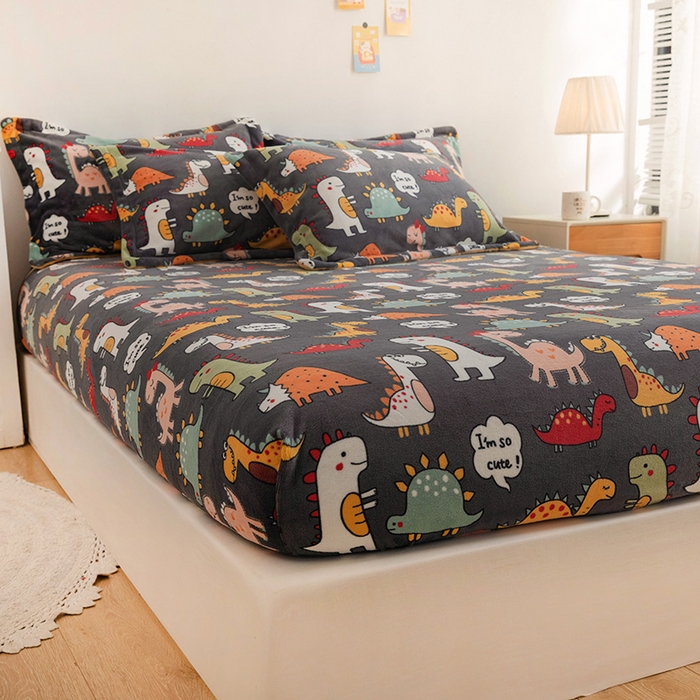 91家纺网 家纺一手货源 找家纺 金盛纺 2025新款高克重牛奶绒印花系列单床笠(可定制) 恐龙王国