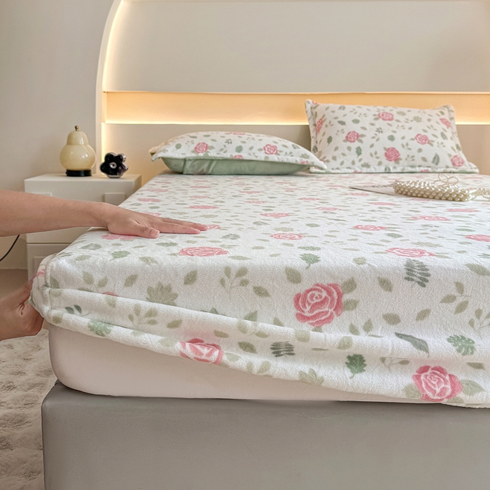 91家纺网 家纺一手货源 找家纺 金盛纺 2025新款高克重牛奶绒印花系列单床笠(可定制) 玫瑰花园