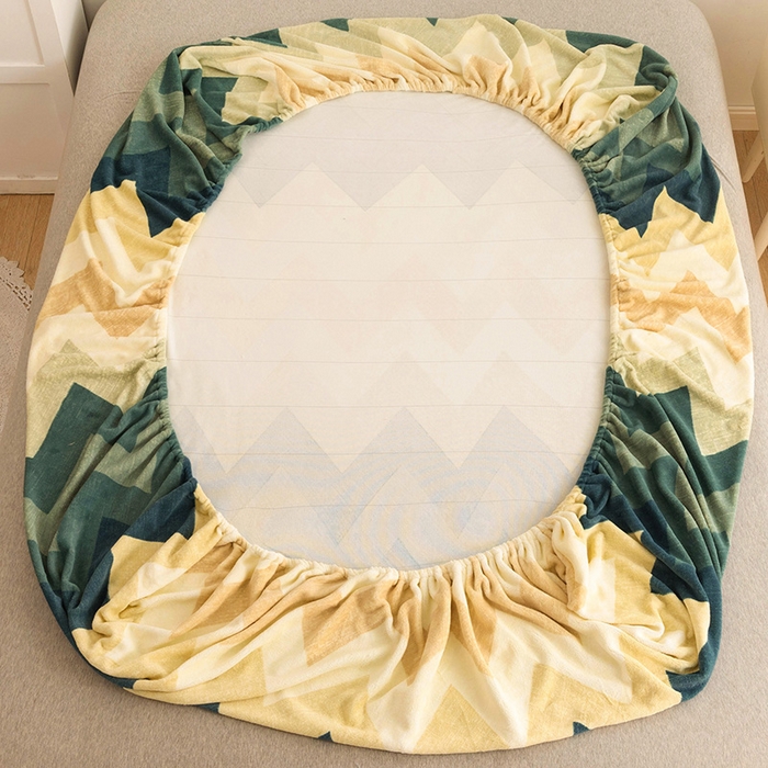 91家纺网 家纺一手货源 找家纺 金盛纺 2025新款高克重牛奶绒印花系列单床笠(可定制) 梦境（绿）