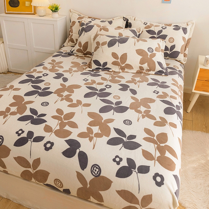 91家纺网 家纺一手货源 找家纺 金盛纺 2025新款高克重牛奶绒印花系列单床笠(可定制) 落叶