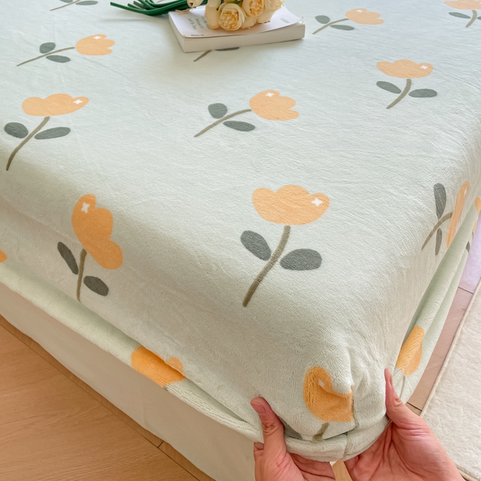 91家纺网 家纺一手货源 找家纺 金盛纺 2025新款高克重牛奶绒印花系列单床笠(可定制) 花仙子