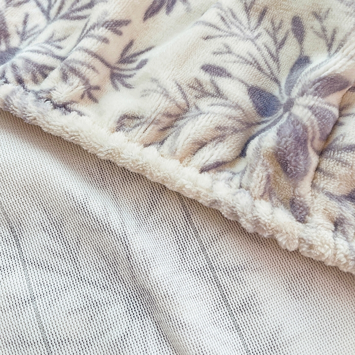 91家纺网 家纺一手货源 找家纺 金盛纺 2025新款高克重牛奶绒印花系列单床笠(可定制) 圣诞鹿