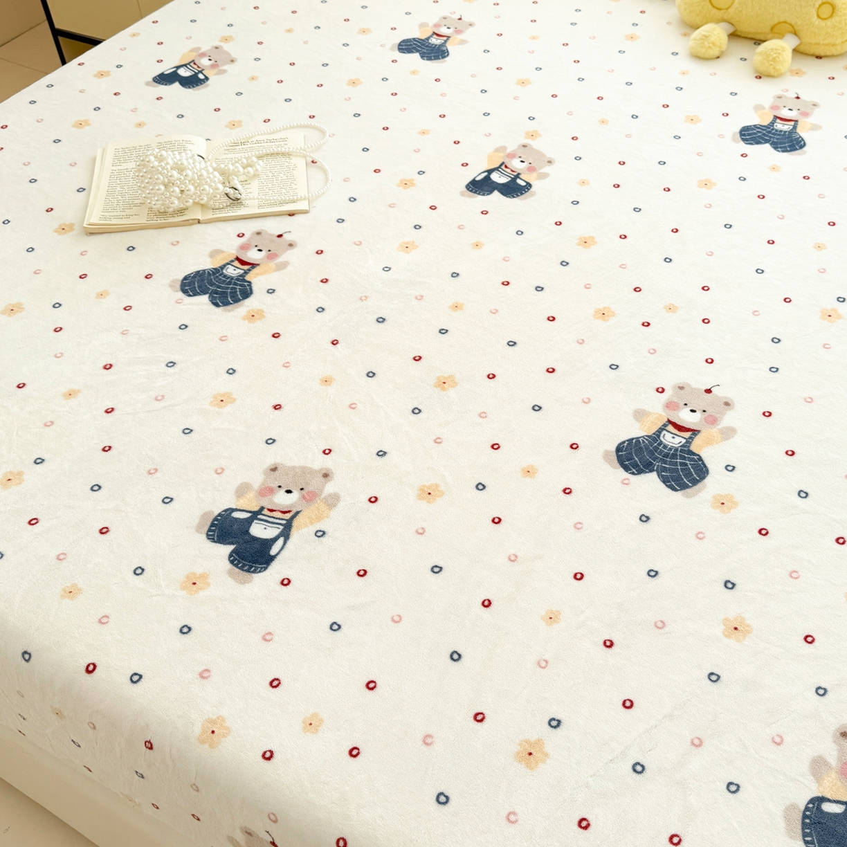 91家纺网 家纺一手货源 找家纺 金盛纺 2025新款高克重牛奶绒印花系列单床笠(可定制) 熊熊乐园