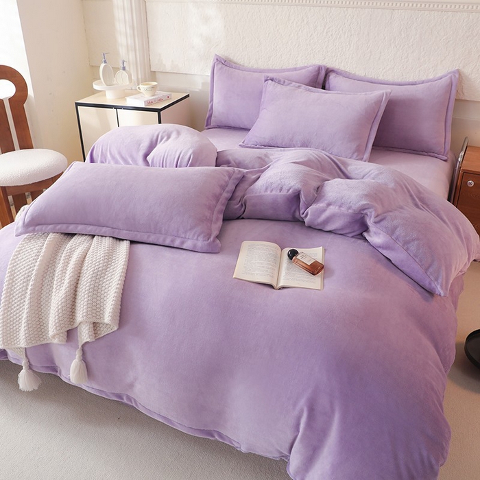 91家纺网 家纺一手货源 找家纺 优家居 2025秋冬高克重牛奶绒四件套纯色简约日式风床单款被套 香芋紫