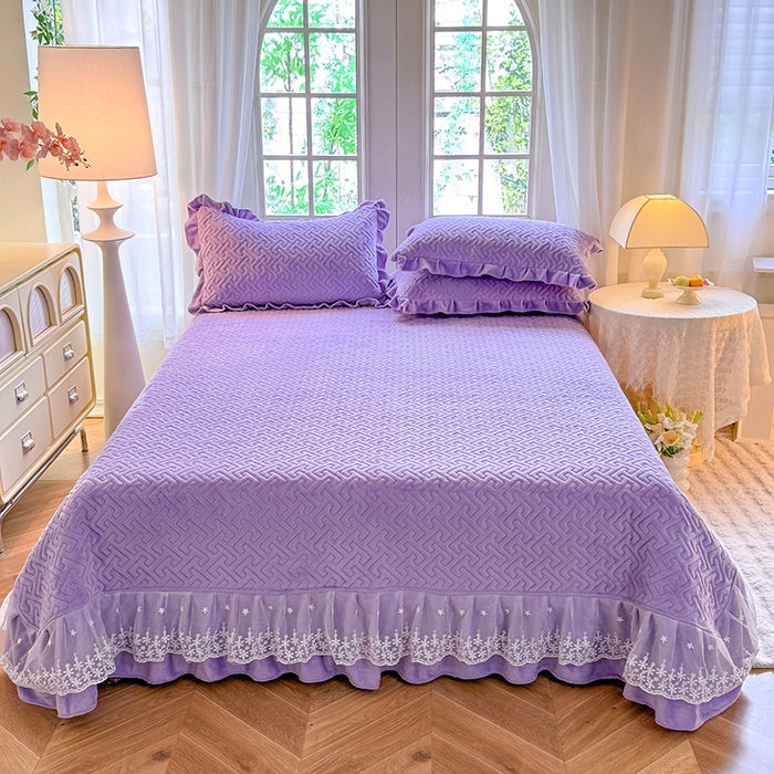 优家居 2025秋冬高克重牛奶绒床盖夹棉床裙纯色蕾丝边花边刺绣法式公主风床罩夹棉床盖 香芋紫