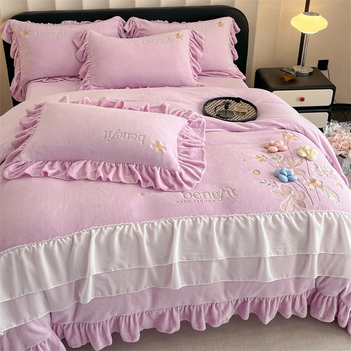 91家纺网 家纺一手货源 找家纺 爱家（原缔乐家纺） 2025新款A类高克重牛奶绒立体花刺绣四件套-艾丽莎 艾丽莎-梦幻紫