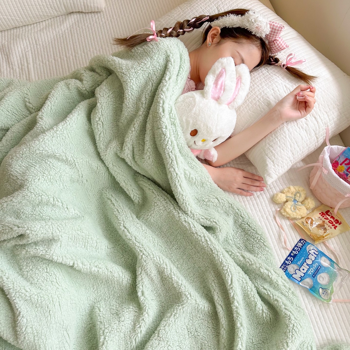 91家纺网 家纺一手货源 找家纺 （总）顾里家纺 2025新款韩系糯叽叽纯色羊羔绒毯毯子