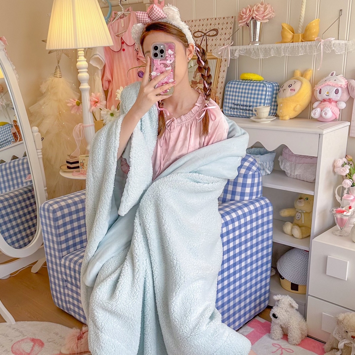 91家纺网 家纺一手货源 找家纺 顾里家纺 2025新款韩系糯叽叽纯色羊羔绒毯毯子 冰椰蓝