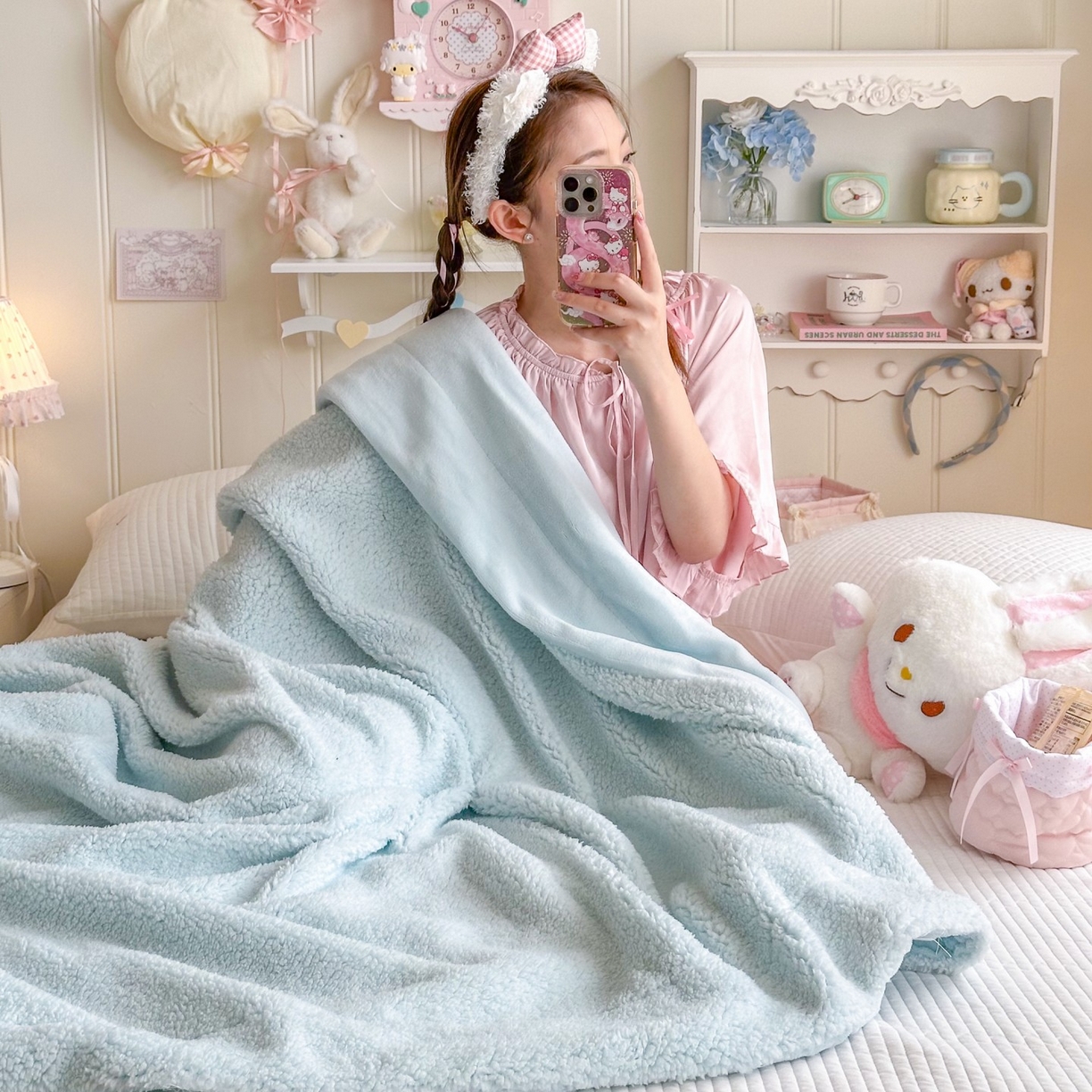 91家纺网 家纺一手货源 找家纺 顾里家纺 2025新款韩系糯叽叽纯色羊羔绒毯毯子 冰椰蓝