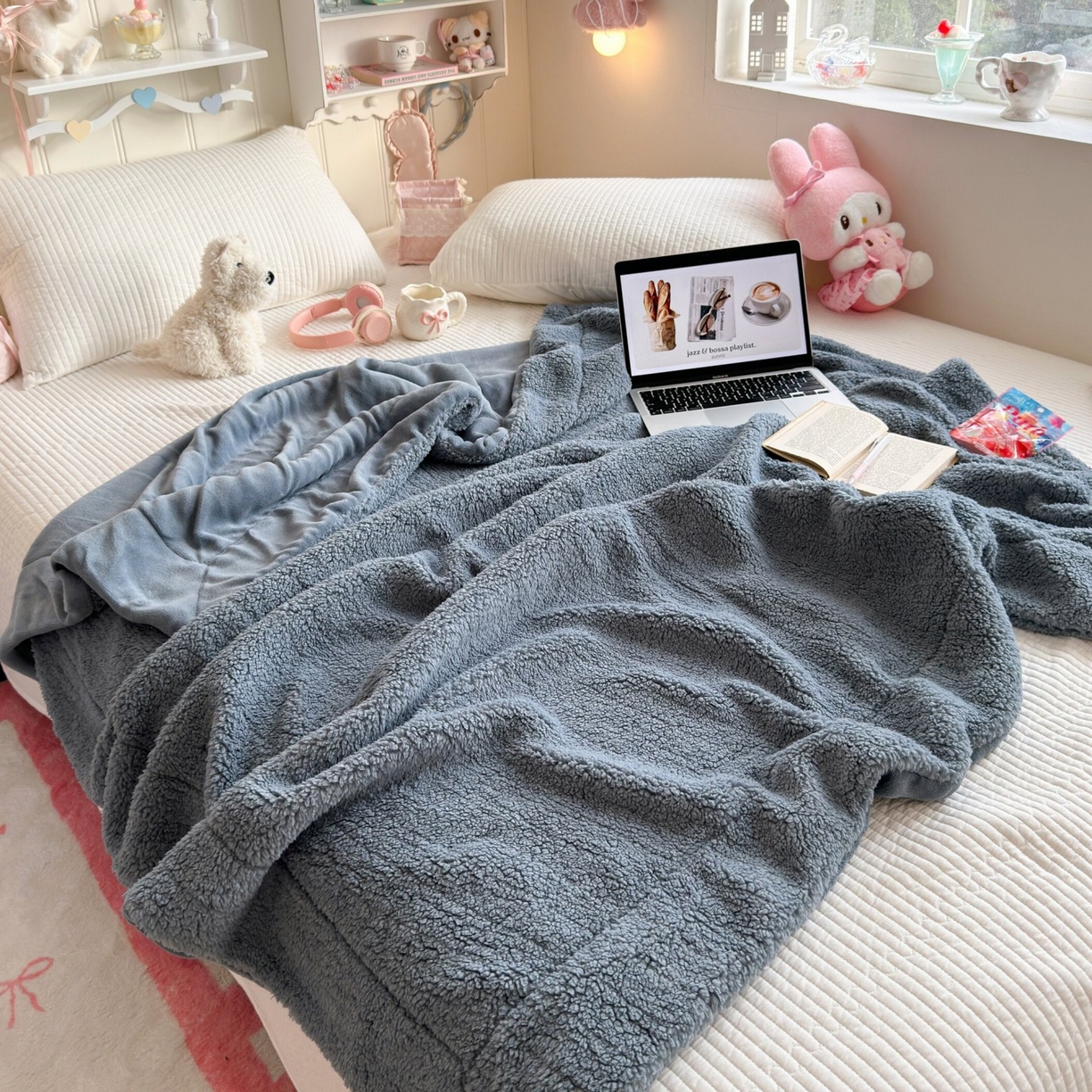 91家纺网 家纺一手货源 找家纺 顾里家纺 2025新款韩系糯叽叽纯色羊羔绒毯毯子 黑巧灰
