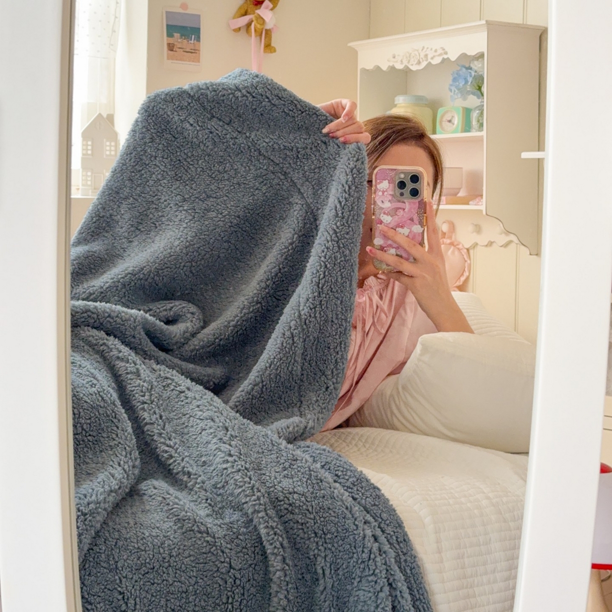 91家纺网 家纺一手货源 找家纺 顾里家纺 2025新款韩系糯叽叽纯色羊羔绒毯毯子 黑巧灰