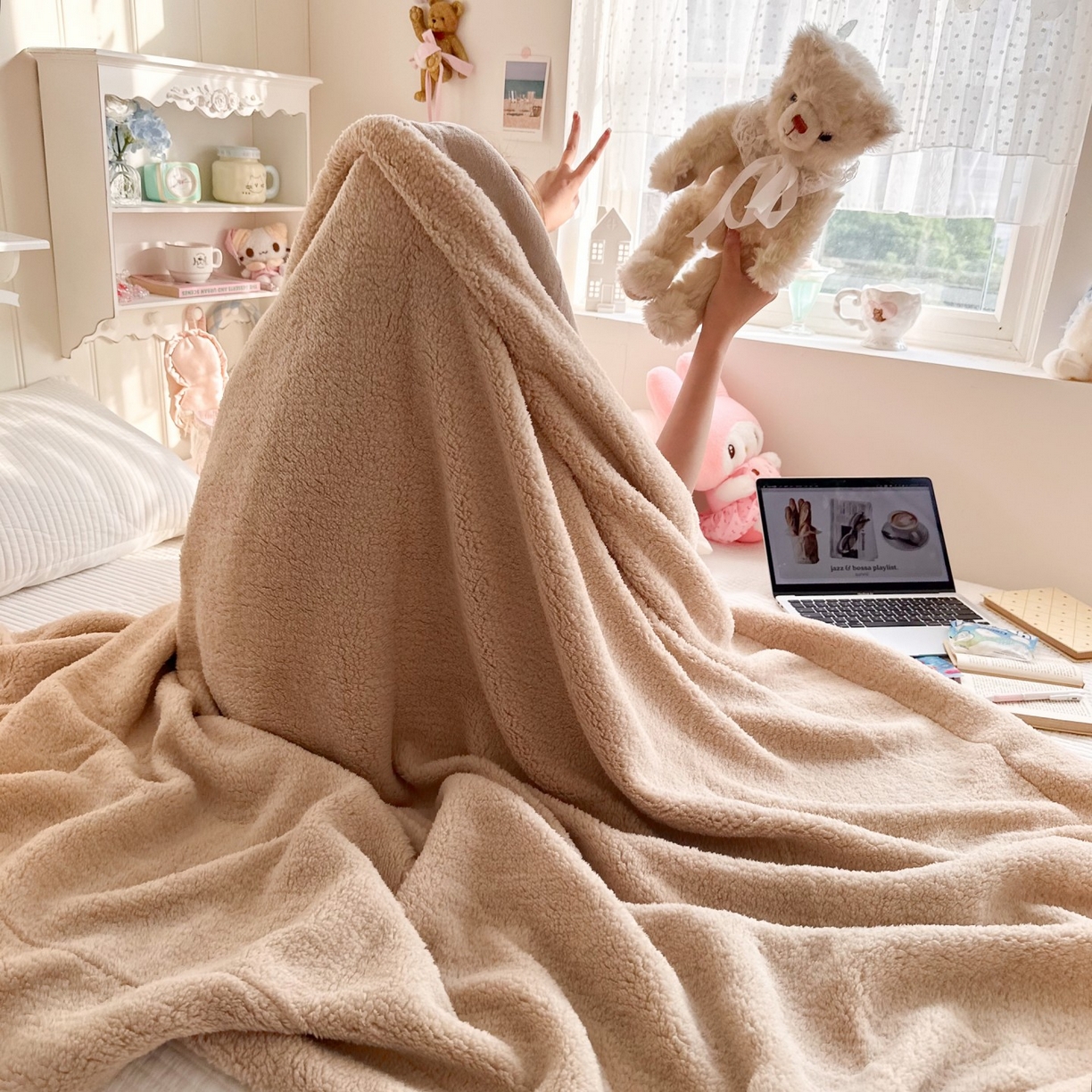 91家纺网 家纺一手货源 找家纺 顾里家纺 2025新款韩系糯叽叽纯色羊羔绒毯毯子 可可咖