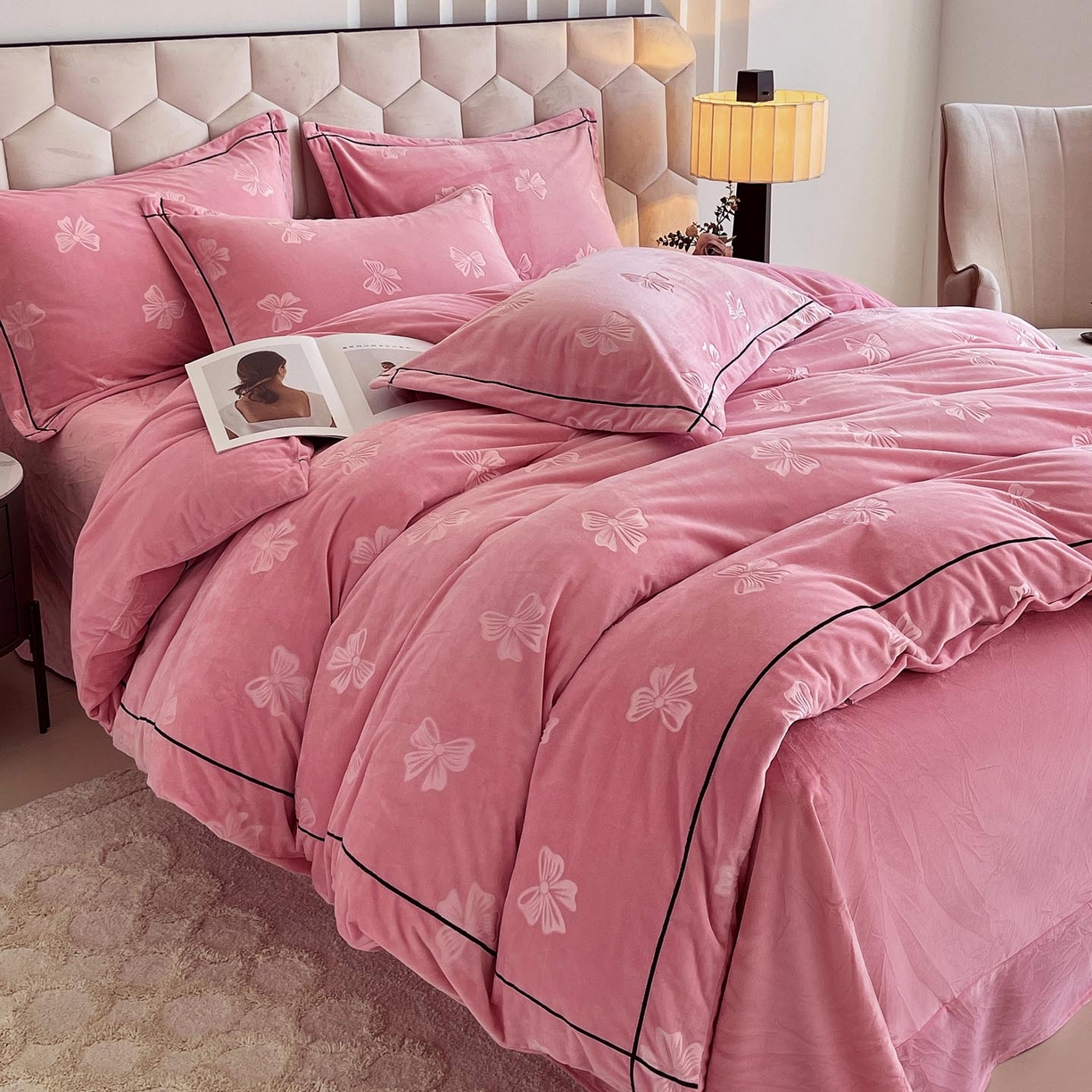 慕希家纺 2025新款高克重牛奶绒雕花四件套-暮光花园 暮光花园-苏梅粉