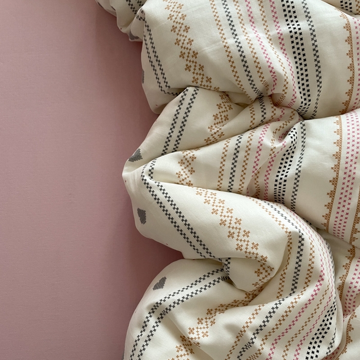 91家纺网 家纺一手货源 找家纺 （总）典曼家纺 2025新款A类母婴级抗菌有氧双层纱亲肤小清新印花三件套四件套