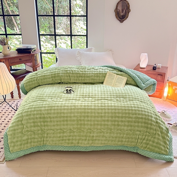 91家纺网 家纺一手货源 找家纺 （总）优迈 2024新款兔兔绒豆豆被冬被子被芯