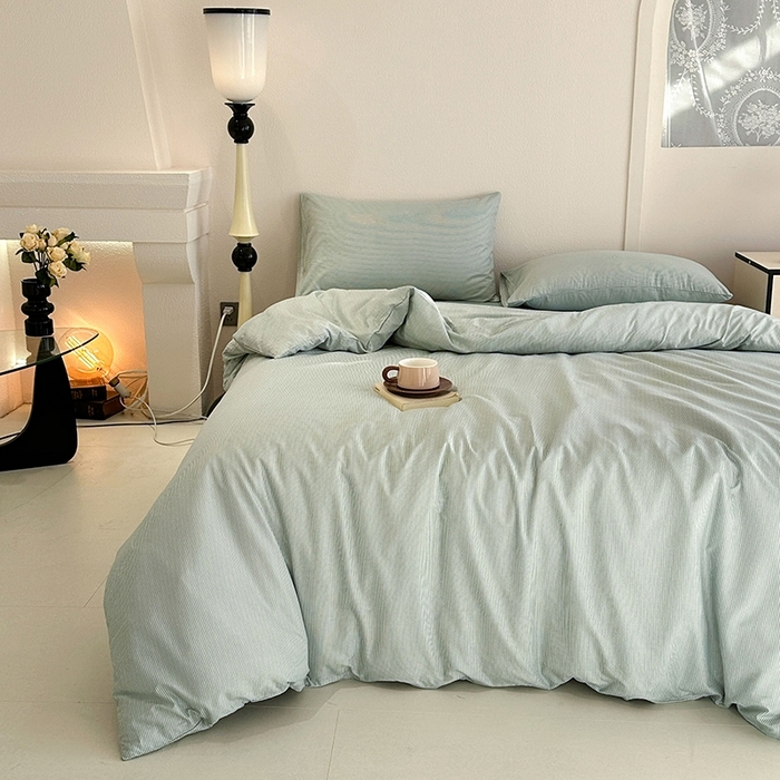 91家纺网 家纺一手货源 找家纺 （总）优迈 2025新款ins风亲肤卡通条格印花水洗棉系列四件套