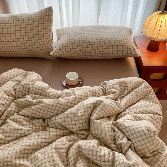 91家纺网 家纺一手货源 找家纺 典曼家纺 2025新款A类母婴级抗菌有氧双层纱亲肤小清新印花三件套四件套 可心咖