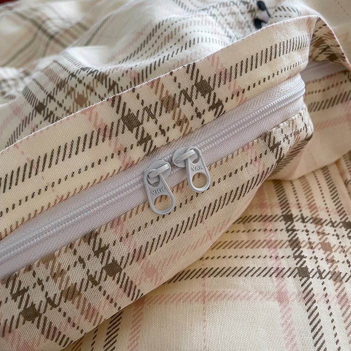 91家纺网 家纺一手货源 找家纺 典曼家纺 2025新款A类母婴级抗菌有氧双层纱亲肤小清新印花三件套四件套 可可樱桃