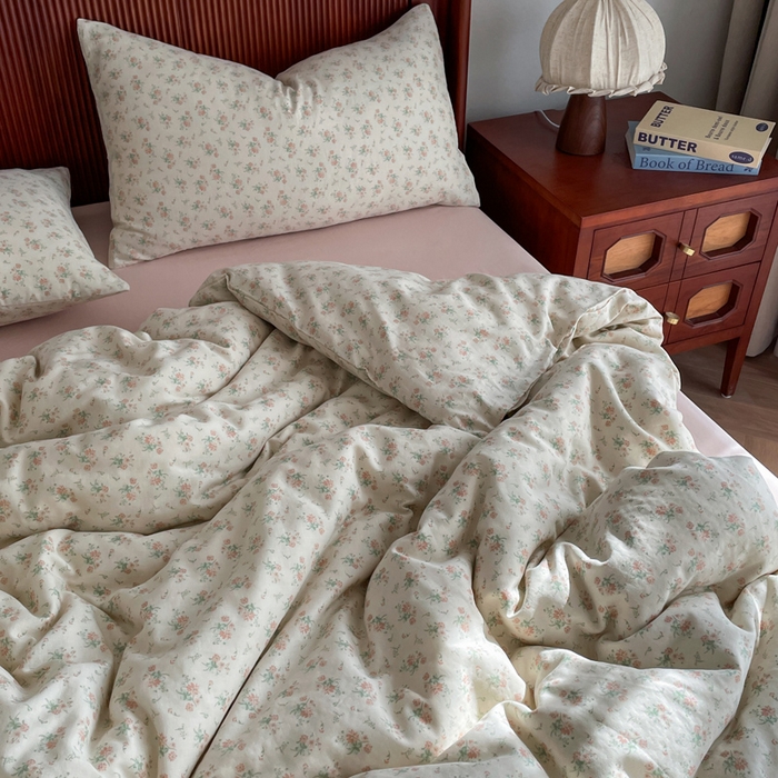 91家纺网 家纺一手货源 找家纺 典曼家纺 2025新款A类母婴级抗菌有氧双层纱亲肤小清新印花三件套四件套 花田错