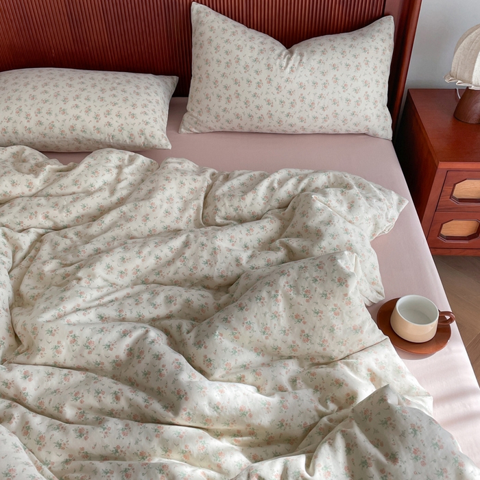 91家纺网 家纺一手货源 找家纺 典曼家纺 2025新款A类母婴级抗菌有氧双层纱亲肤小清新印花三件套四件套 花田错