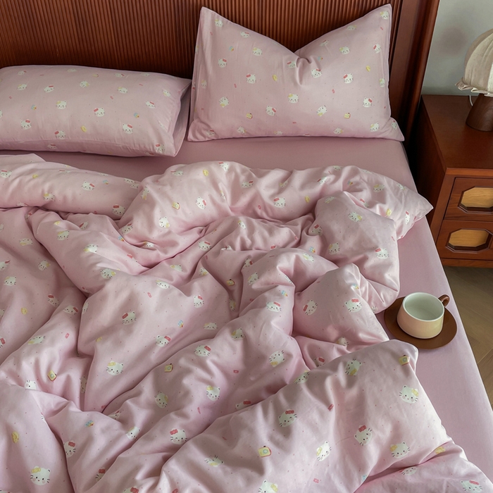 91家纺网 家纺一手货源 找家纺 典曼家纺 2025新款A类母婴级抗菌有氧双层纱亲肤小清新印花三件套四件套 凯蒂猫