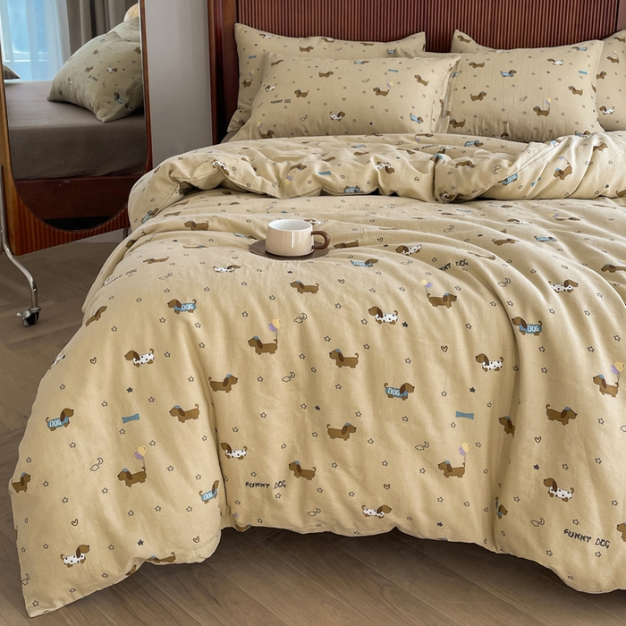 91家纺网 家纺一手货源 找家纺 典曼家纺 2025新款A类母婴级抗菌有氧双层纱亲肤小清新印花三件套四件套 腊肠狗