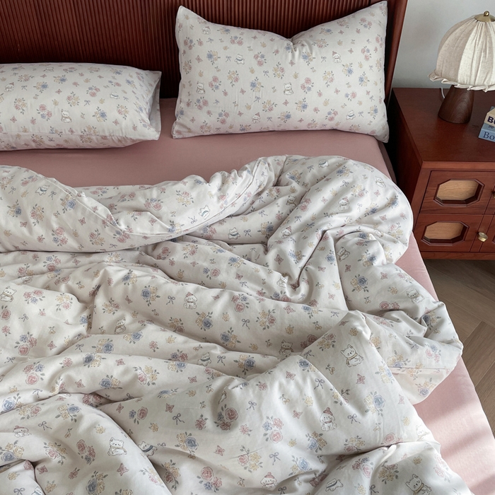 91家纺网 家纺一手货源 找家纺 典曼家纺 2025新款A类母婴级抗菌有氧双层纱亲肤小清新印花三件套四件套 萌宠乐园