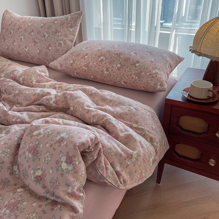 91家纺网 家纺一手货源 找家纺 典曼家纺 2025新款A类母婴级抗菌有氧双层纱亲肤小清新印花三件套四件套 蔷薇花园