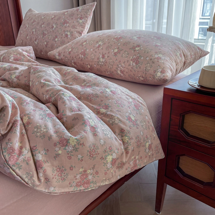 91家纺网 家纺一手货源 找家纺 典曼家纺 2025新款A类母婴级抗菌有氧双层纱亲肤小清新印花三件套四件套 蔷薇花园