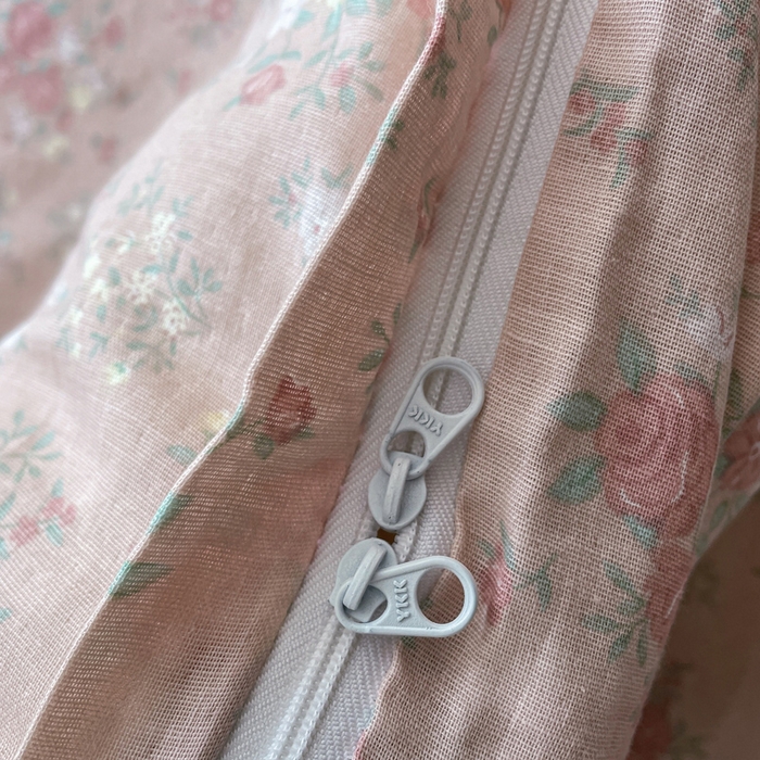 91家纺网 家纺一手货源 找家纺 典曼家纺 2025新款A类母婴级抗菌有氧双层纱亲肤小清新印花三件套四件套 蔷薇花园