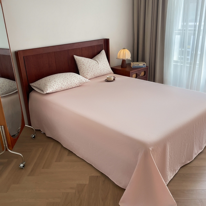 91家纺网 家纺一手货源 找家纺 典曼家纺 2025新款A类母婴级抗菌有氧双层纱亲肤小清新印花三件套四件套 桃汁夭夭