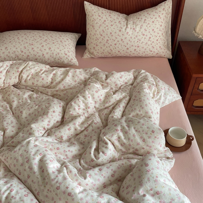 91家纺网 家纺一手货源 找家纺 典曼家纺 2025新款A类母婴级抗菌有氧双层纱亲肤小清新印花三件套四件套 桃汁夭夭