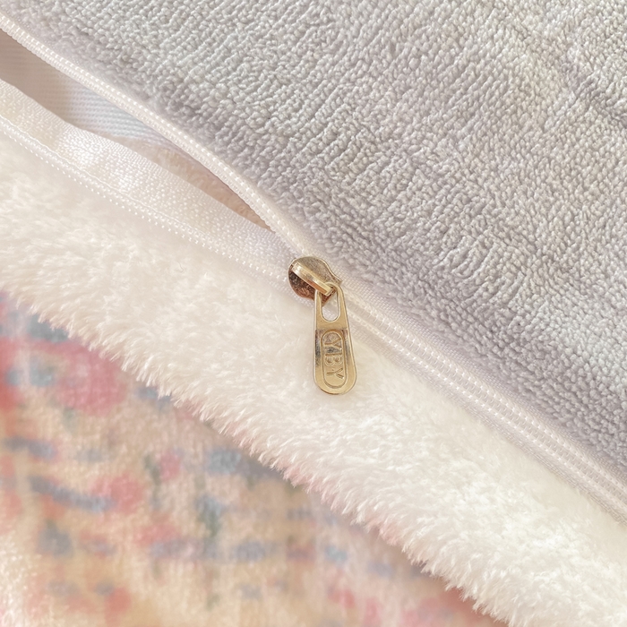 91家纺网 家纺一手货源 找家纺 红日子纺织品 2025新款高克重牛奶绒印花四件套 缤纷乐园