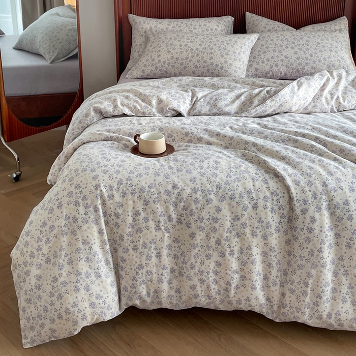 91家纺网 家纺一手货源 找家纺 典曼家纺 2025新款A类母婴级抗菌有氧双层纱亲肤小清新印花三件套四件套 紫藤