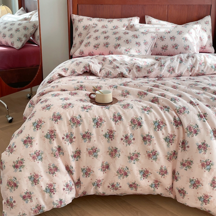 91家纺网 家纺一手货源 找家纺 典曼家纺 2025新款A类母婴级抗菌有氧双层纱亲肤小清新印花三件套四件套 花样年华